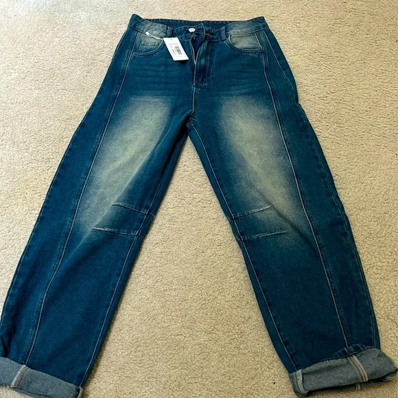 NEW Barrel Leg Denim Jean - Picture 2 of 6